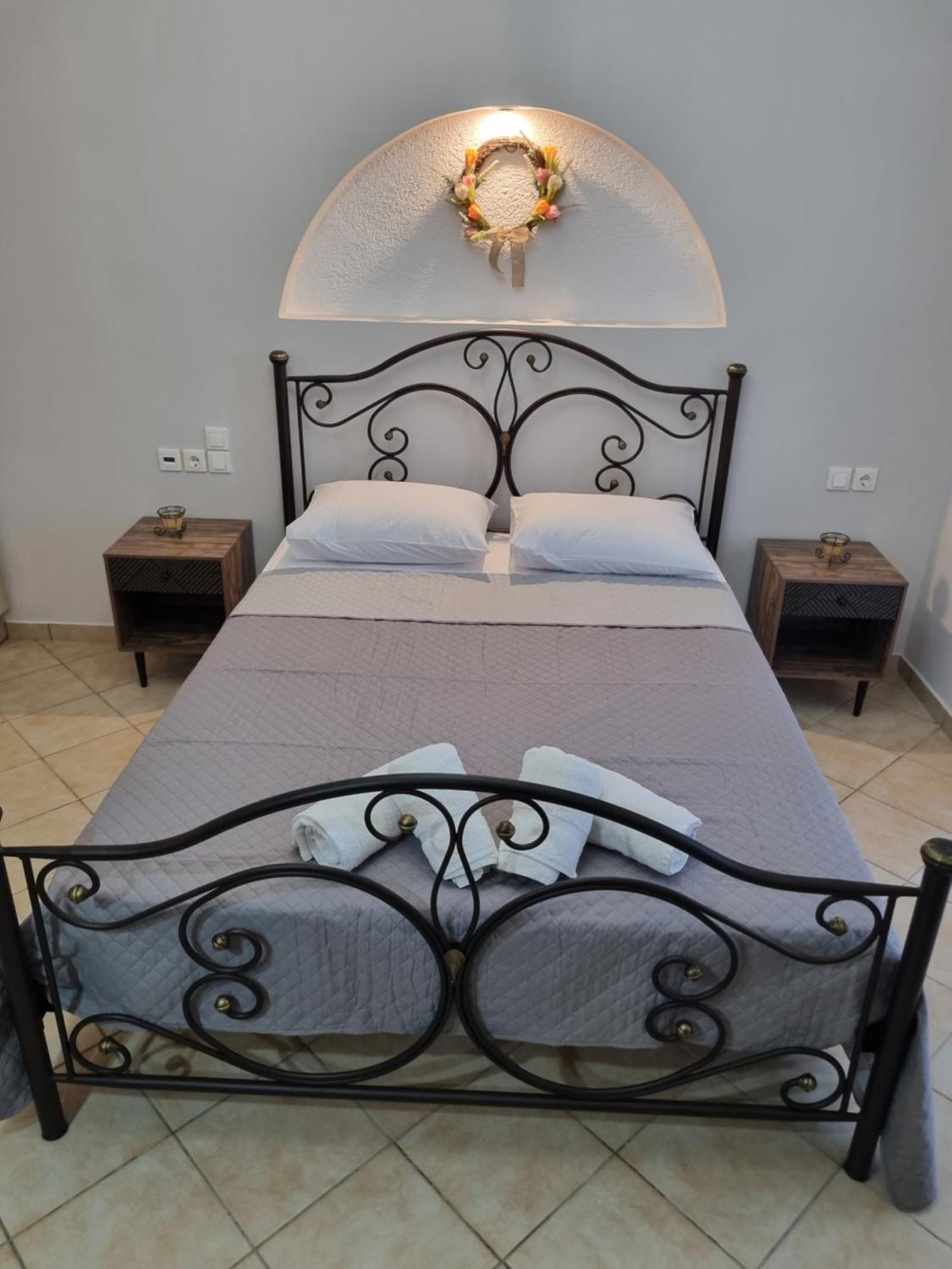 Marathon Studios & Apartments كيري الغرفة الصورة