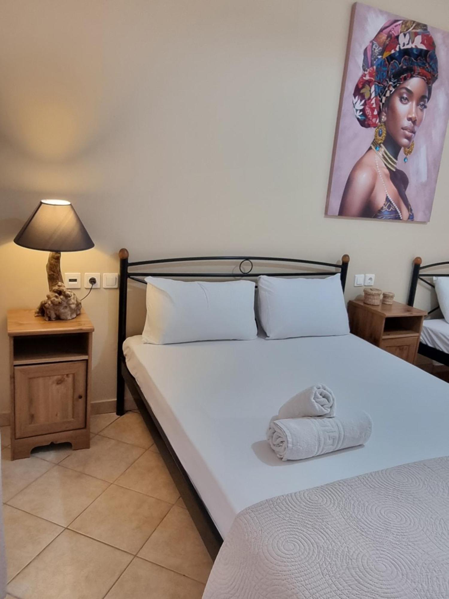 Marathon Studios & Apartments كيري الغرفة الصورة