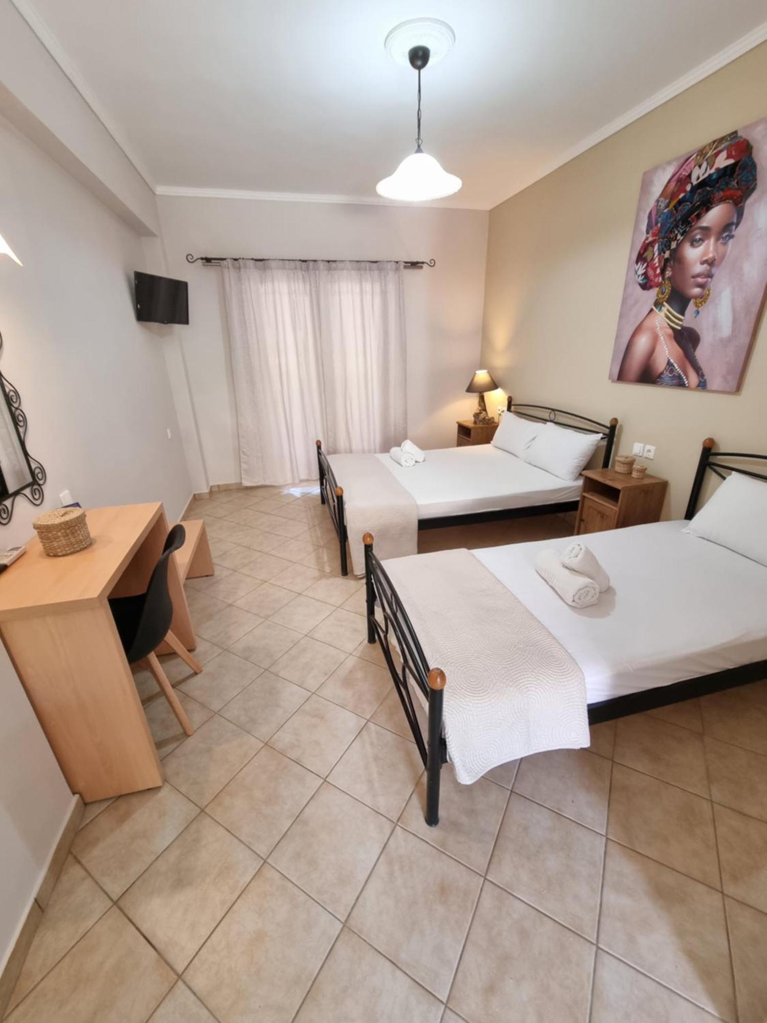 Marathon Studios & Apartments كيري المظهر الخارجي الصورة