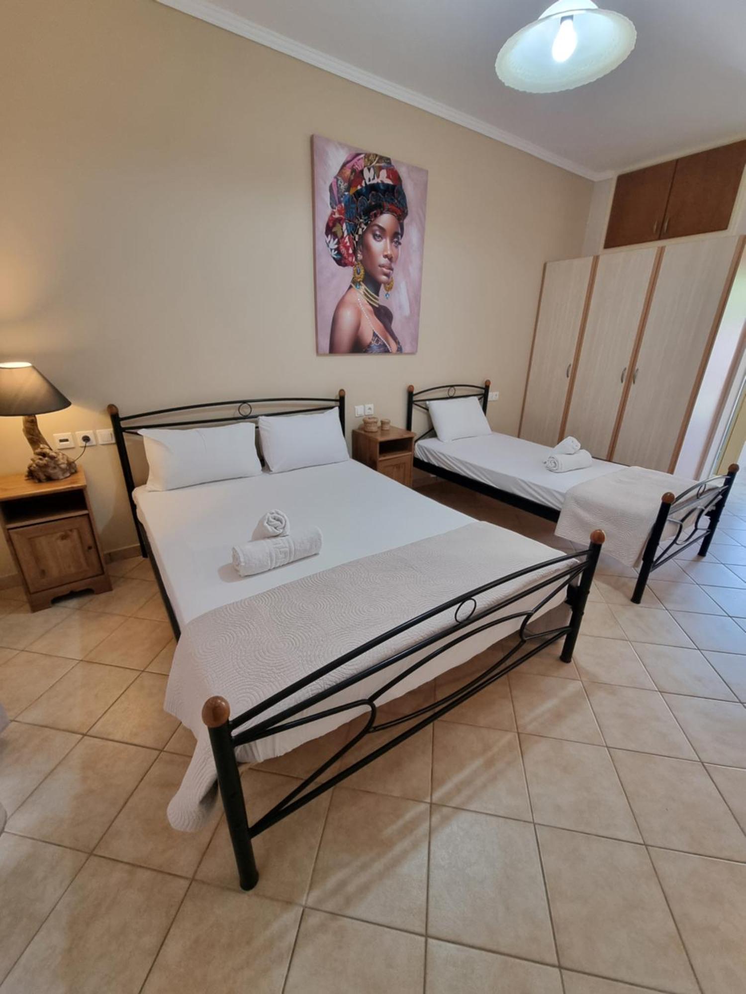 Marathon Studios & Apartments كيري الغرفة الصورة